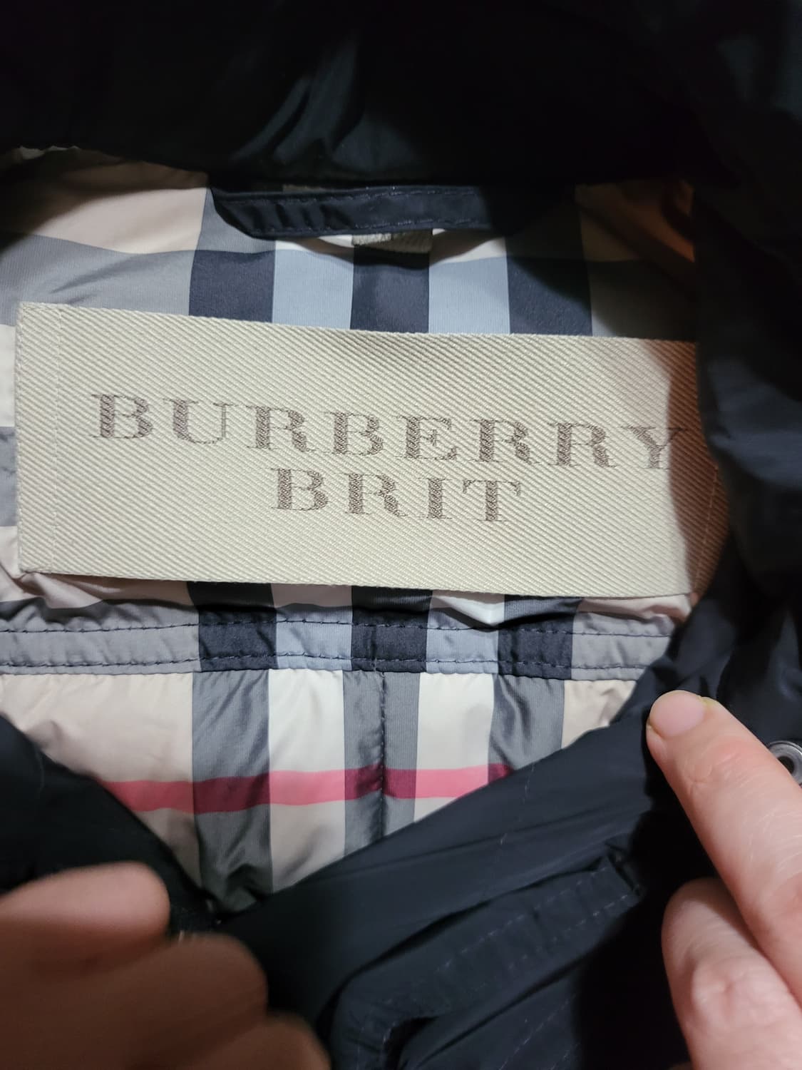 버버리 여성 폭스 후드 롱패딩 상품이미지4