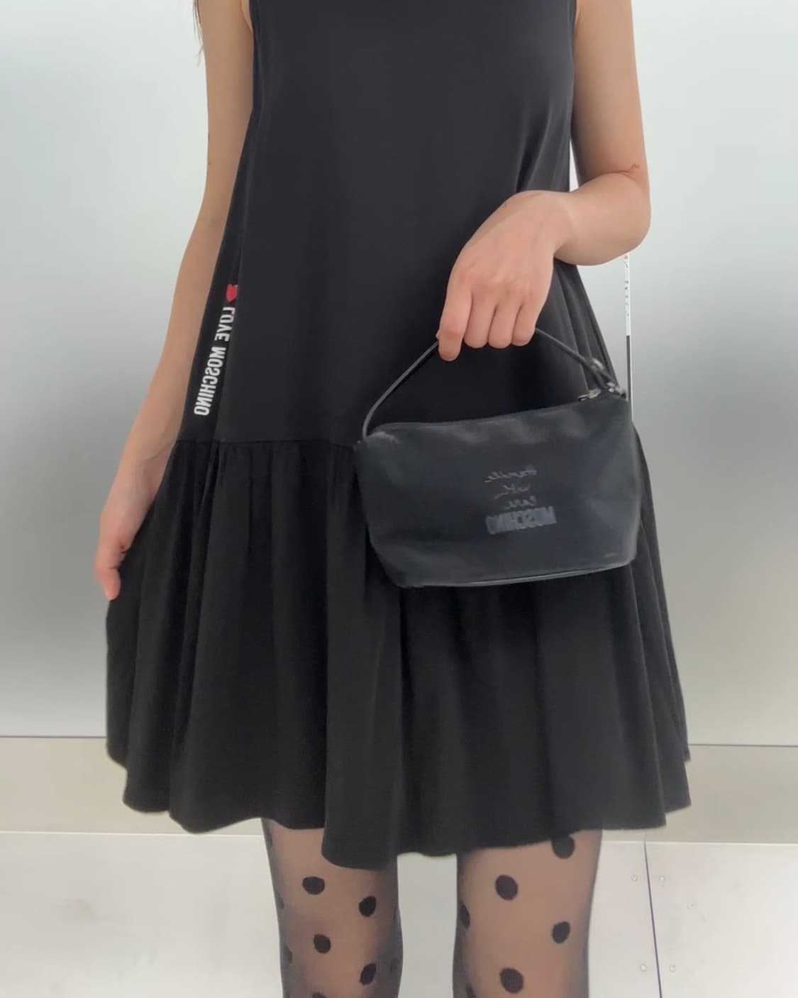 Moschino 나일론 미니 파우치 백 상품이미지8