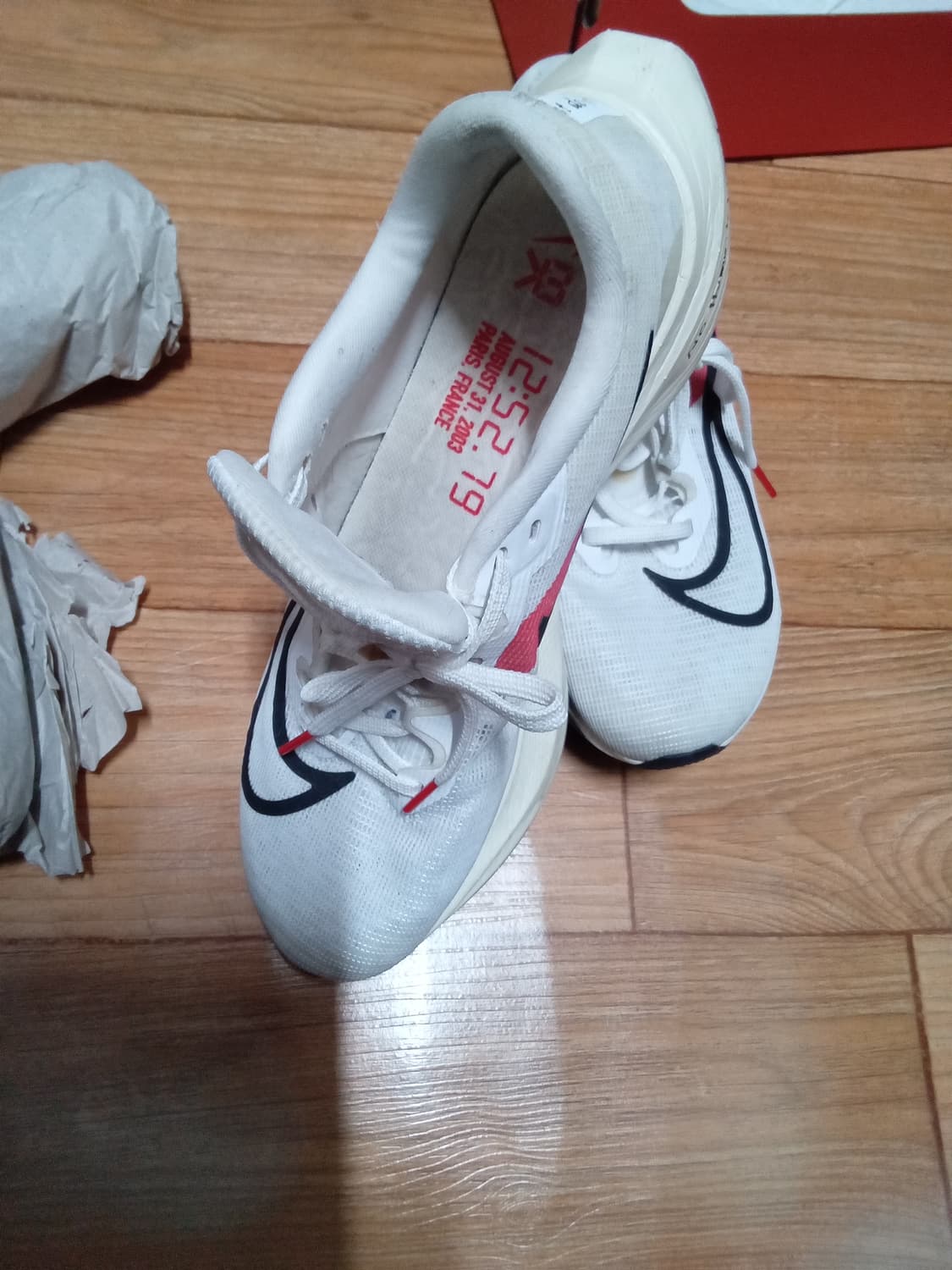 나이키 줌 플라이5 엘리우드 킵초게 상품이미지3