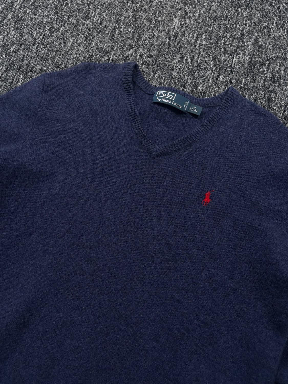 폴로 램스울 블루 브이넥 니트 상품이미지4