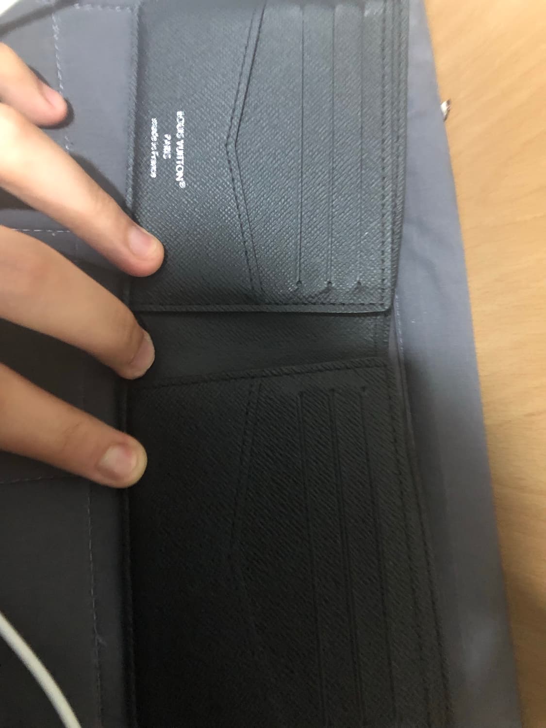 루이비통 슬렌더 월릿 반지갑 상품이미지3
