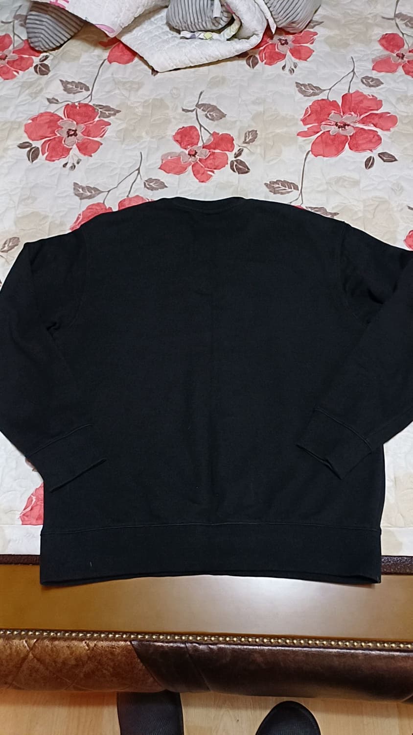 휠라 맨투맨 실측110 가슴61 기장73 상품이미지3