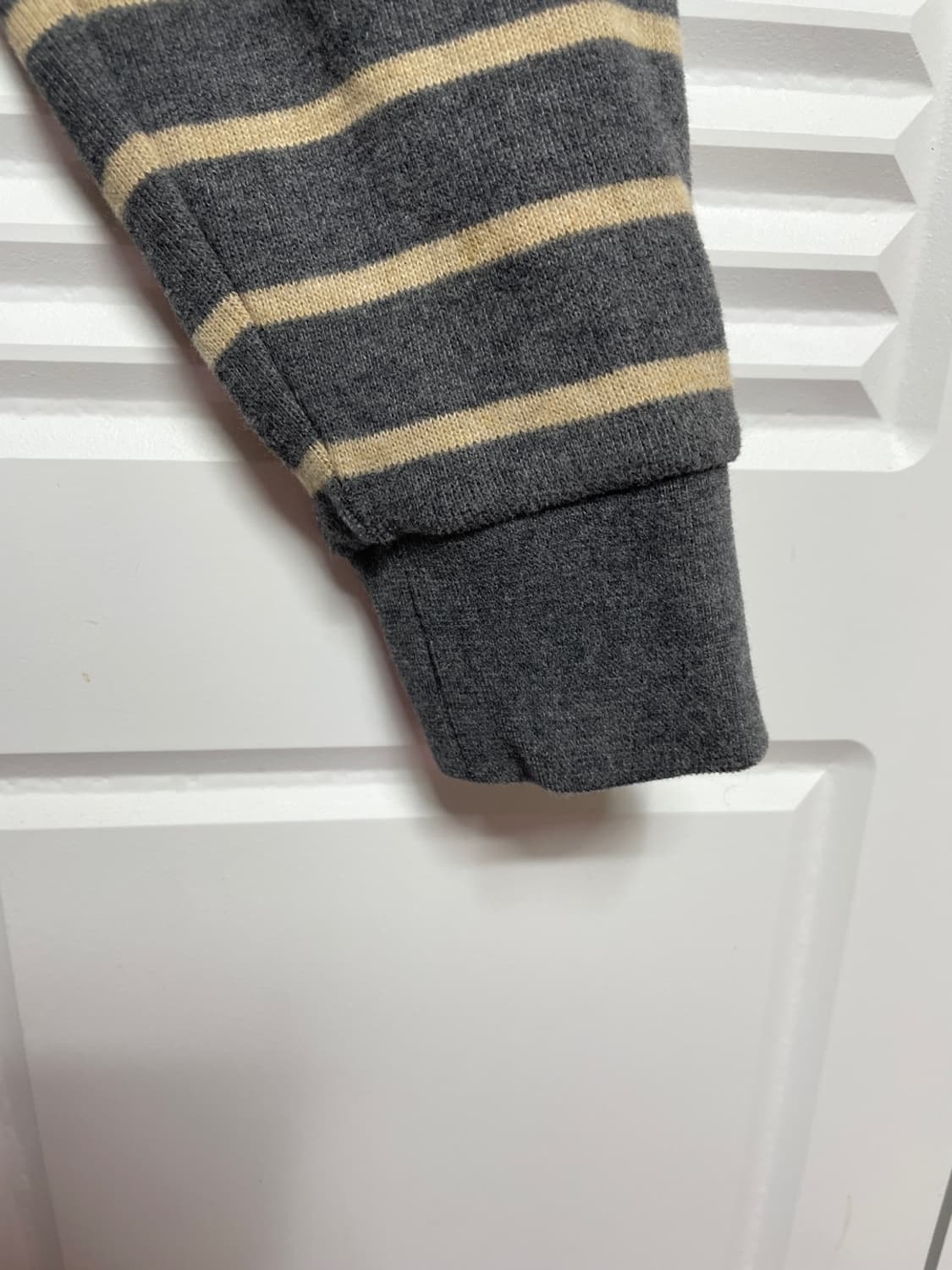 헤지스 반집업 티셔츠 2025년 상품이미지8