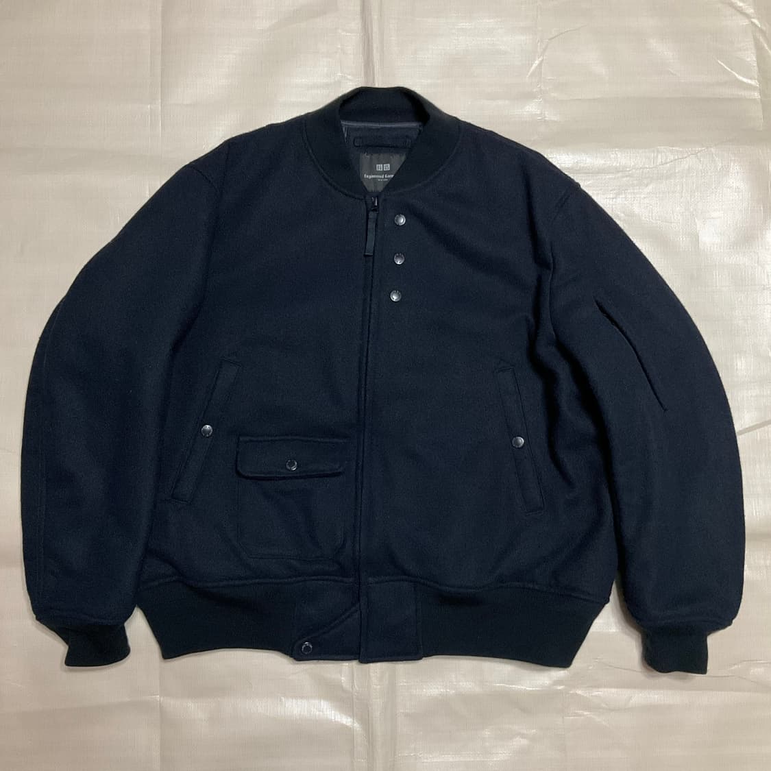 유니클로 엔지니어드가먼츠 퍼프테크 블루종 L 상품이미지1