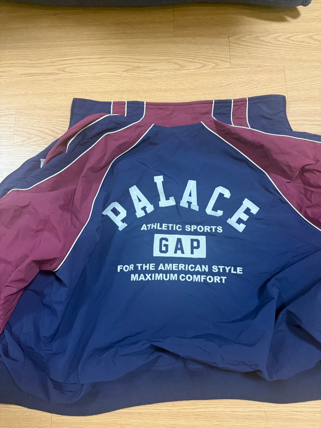 팔라스x갭 트랙탑 24ss 상품이미지2