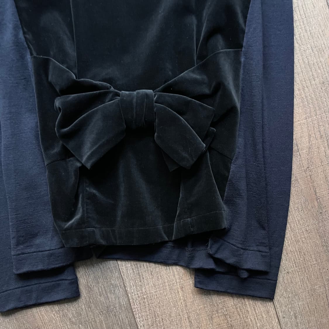 Velour Ribbon Docking Long Sleeve 상품이미지2