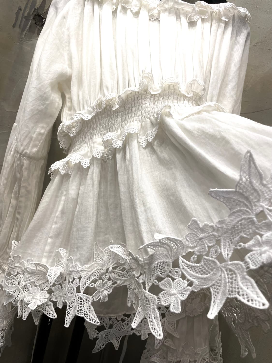 돌체앤가바나 오프 숄더 블라우스 55~66 상품이미지8