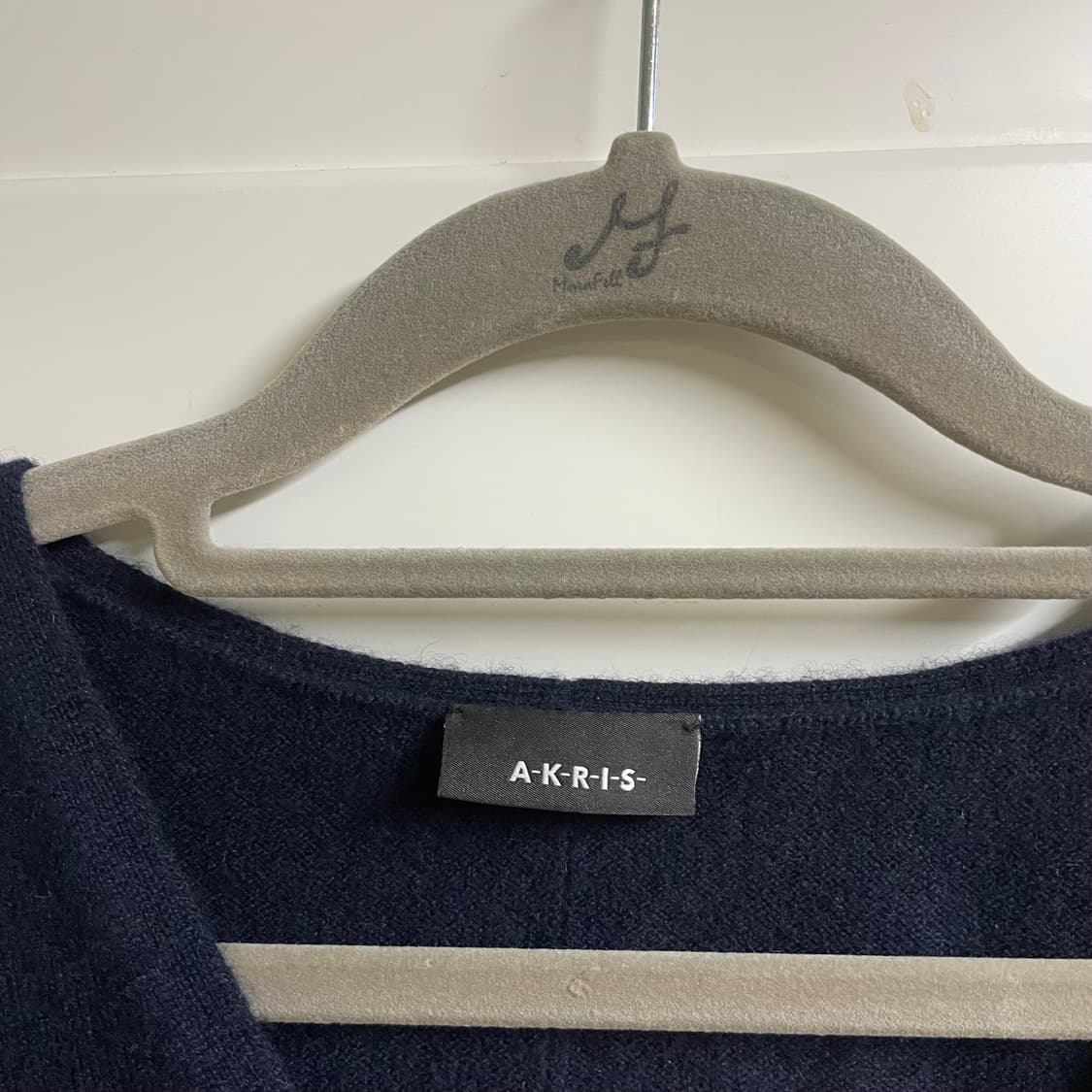 아크리스 캐시미어 네이비 니트 상품이미지5