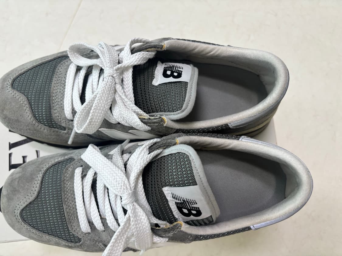 뉴발란스 990v1 255사이즈 상품이미지4