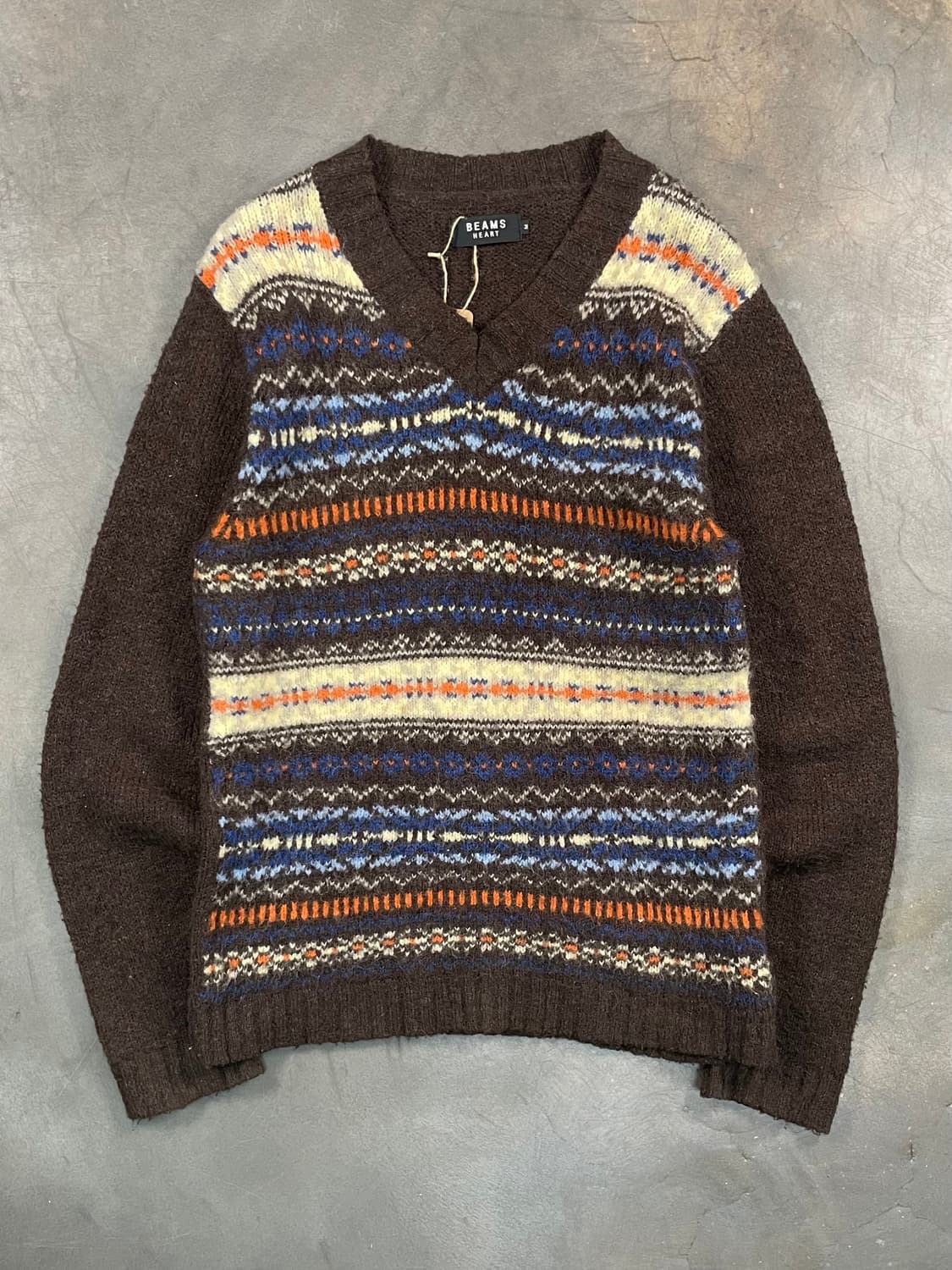 빔즈 하트 페어아일 브이 닉 니트 상품이미지1