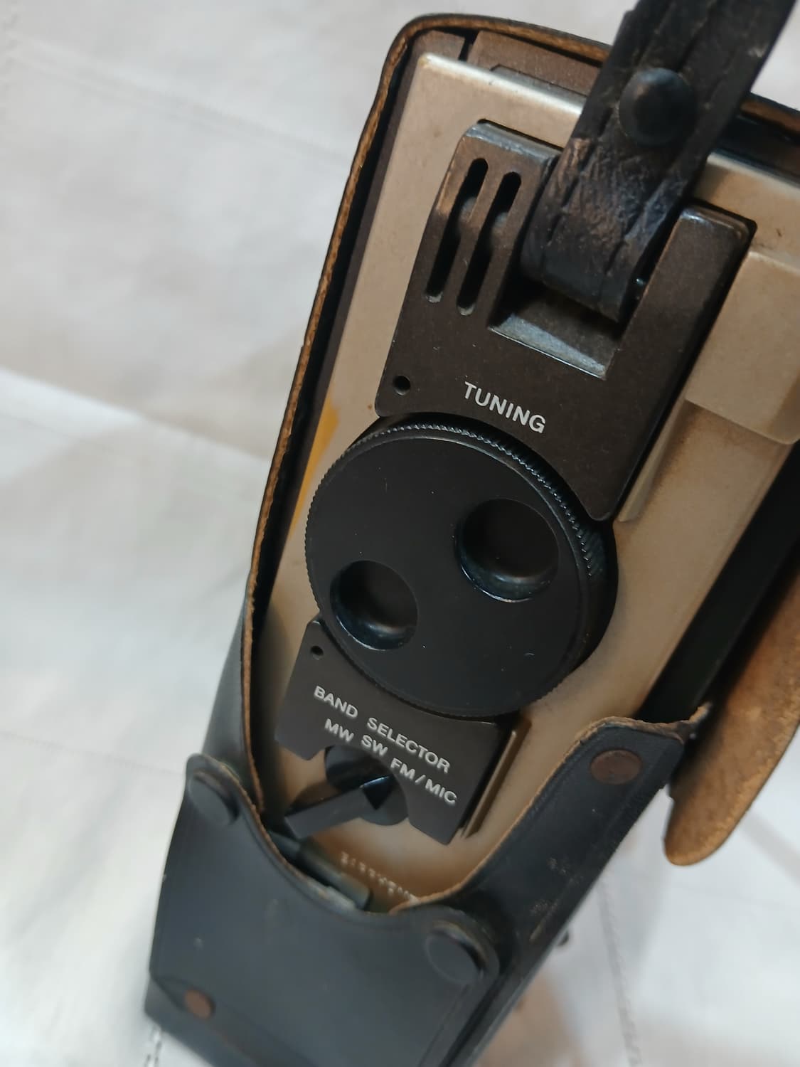 빈티지 소니 ICF-5500A FM/AM 3밴드 라디오 상품이미지6