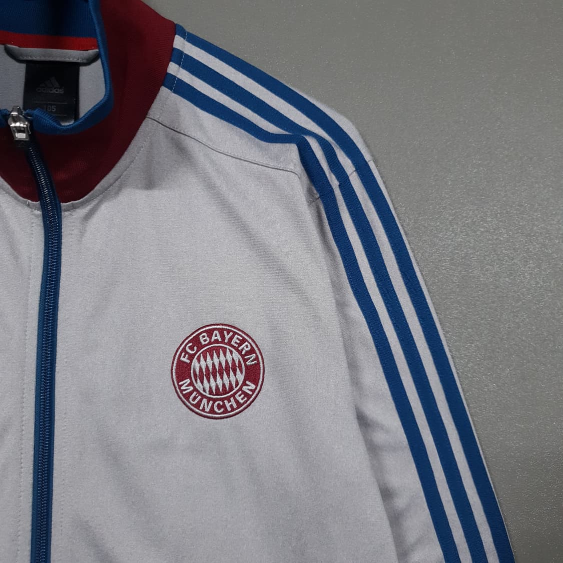 105) 아디다스 희귀 대장급 바이에른 뮌헨 트랙탑 그레이 져지 자켓 상품이미지3