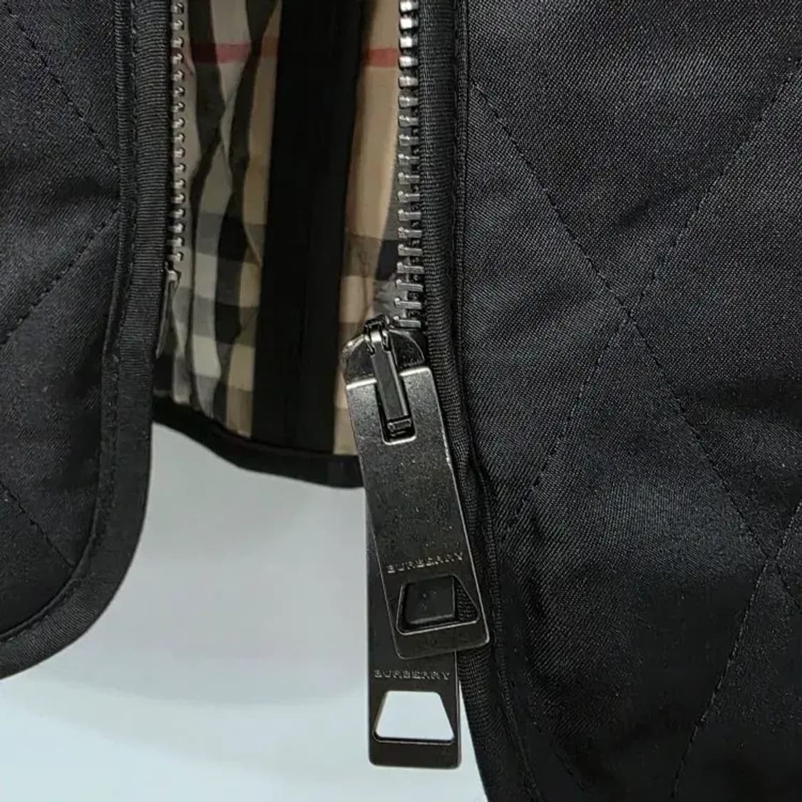 버버리 네오르 퀼팅 자켓 블랙 ~슬림66 상품이미지6