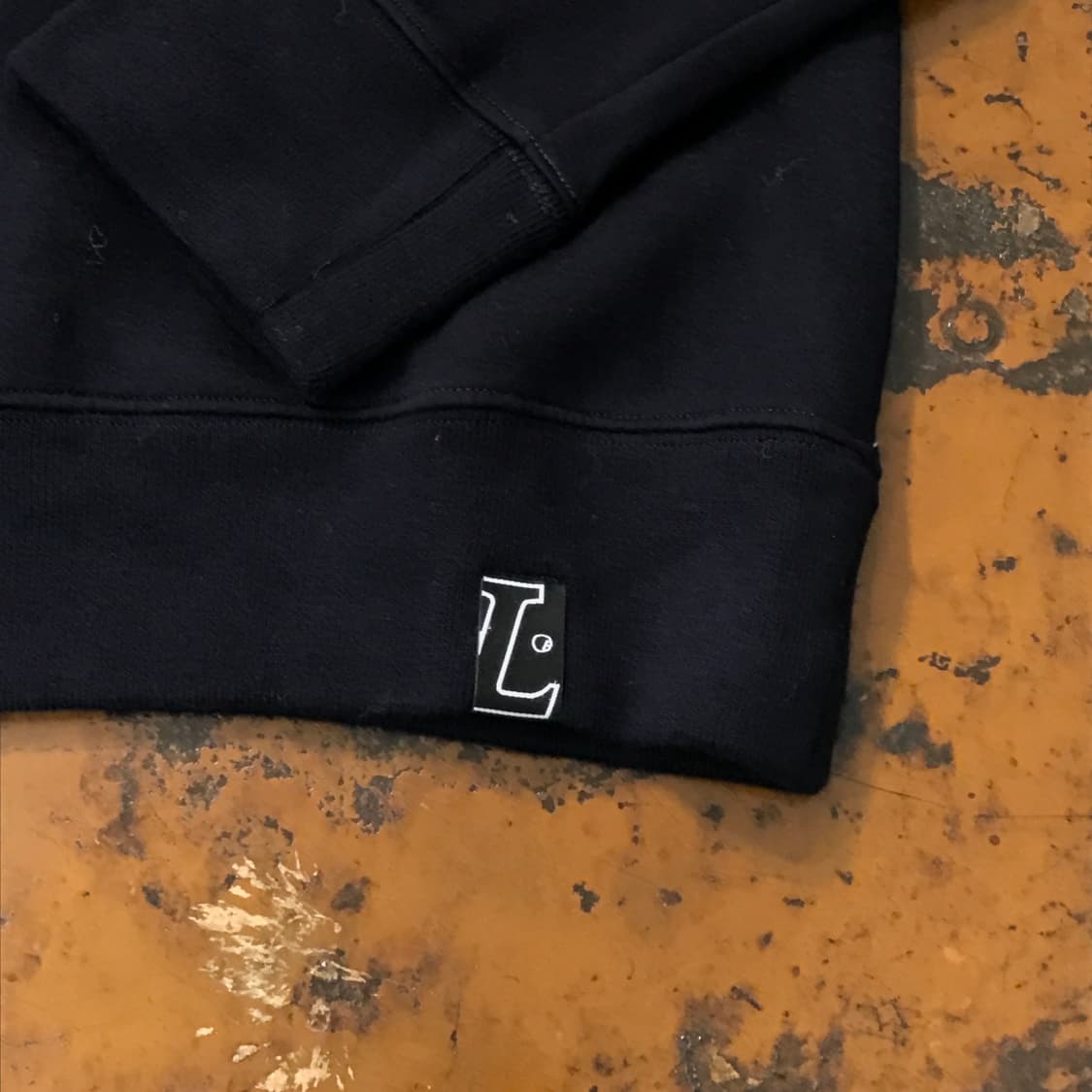 랑방 네이비 지퍼 디테일 캐시미어 니트 남성 105 사이즈  상품이미지5