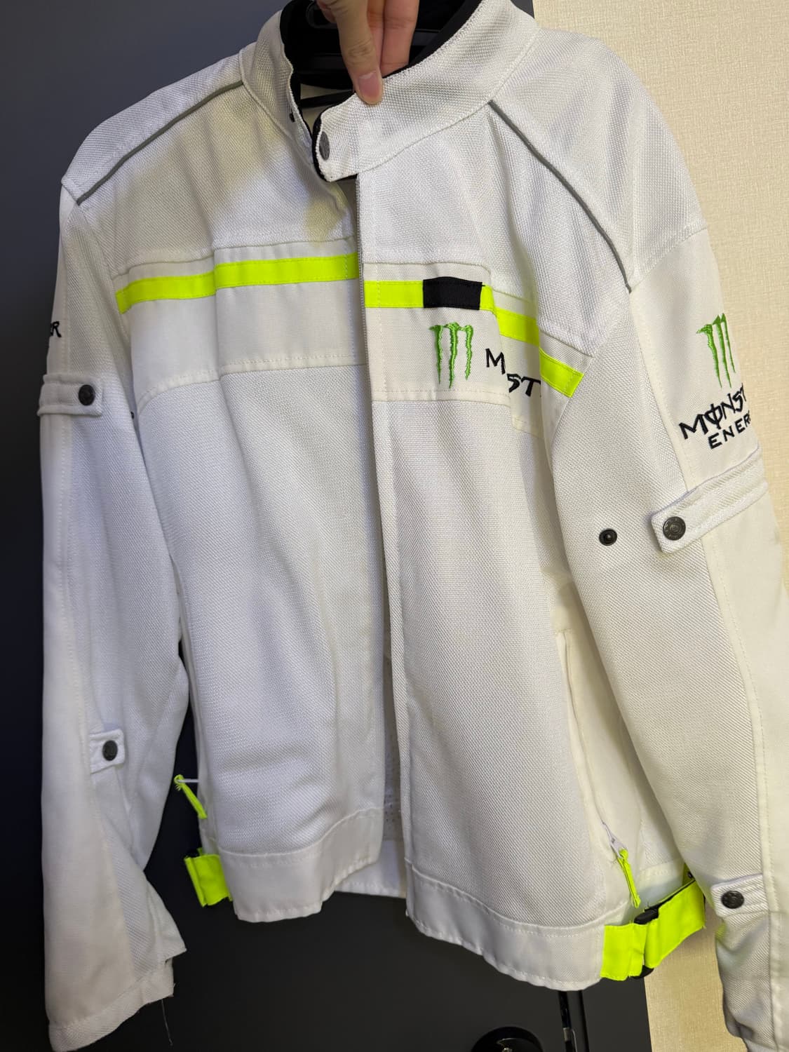 몬스터 자켓 상품이미지1