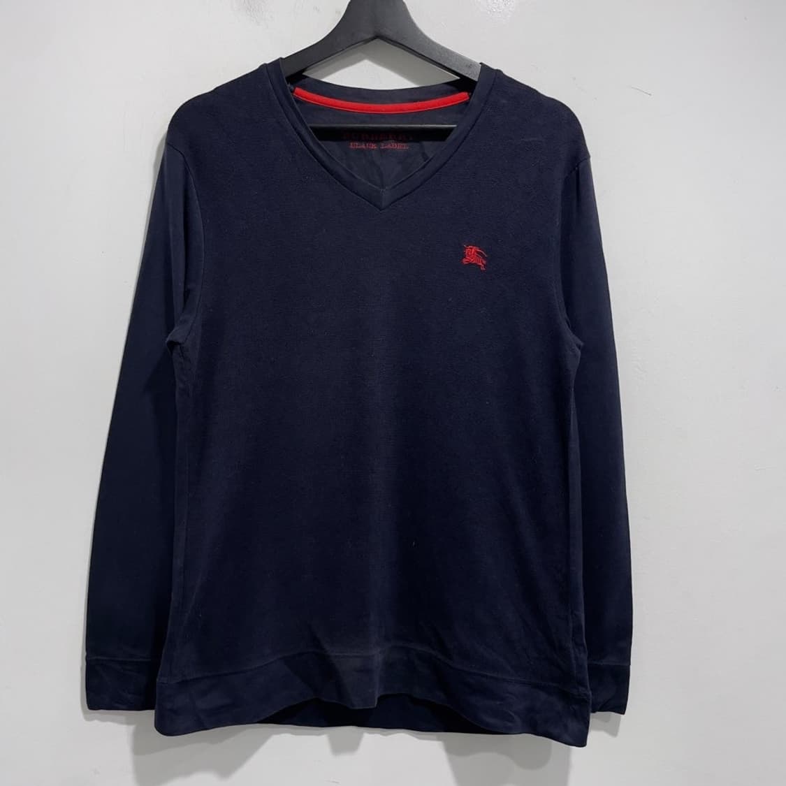 버버리 블랙라벨 브이넥 롱슬리브 상품이미지2