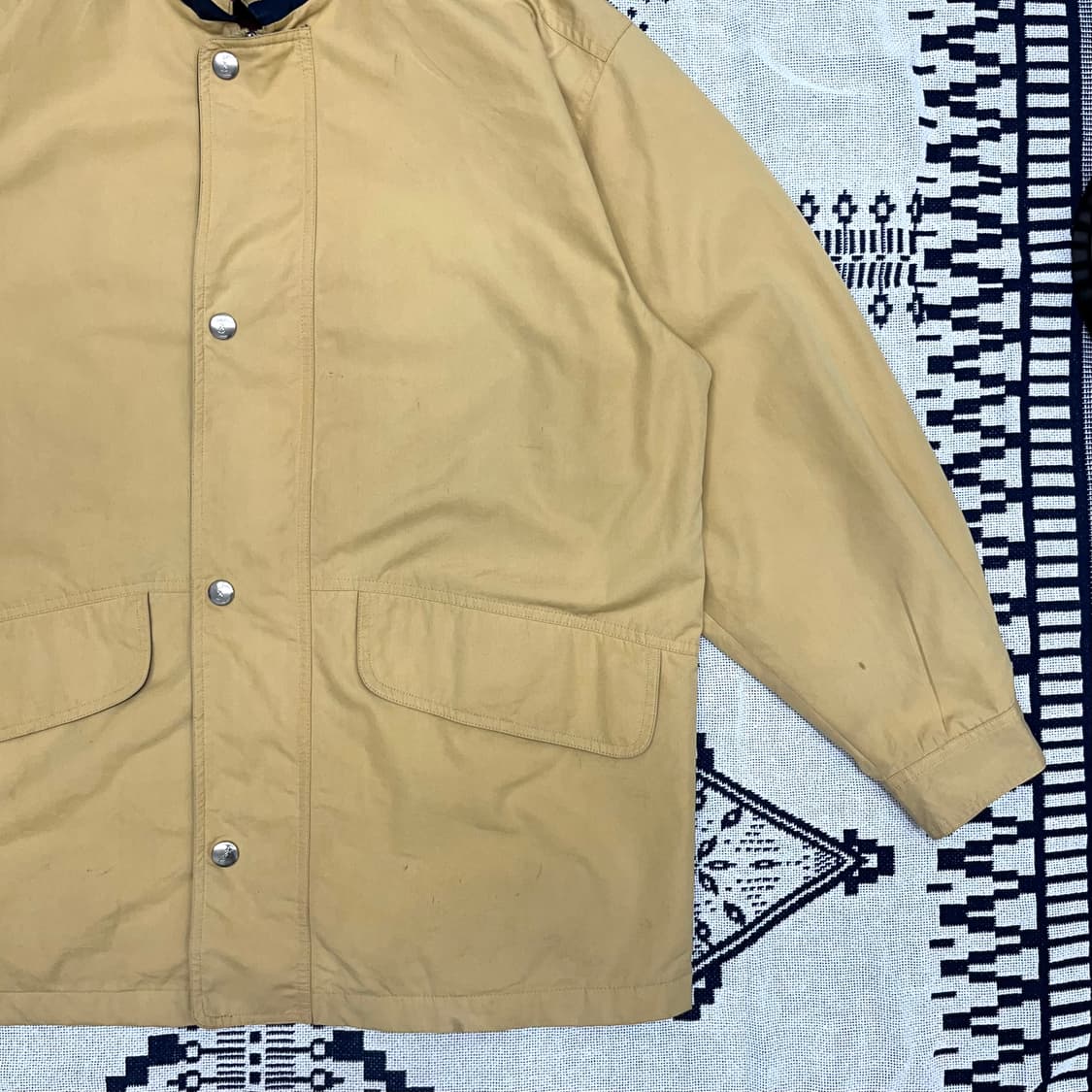 [L] 입생로랑 카라 배색 야상 자켓 상품이미지6