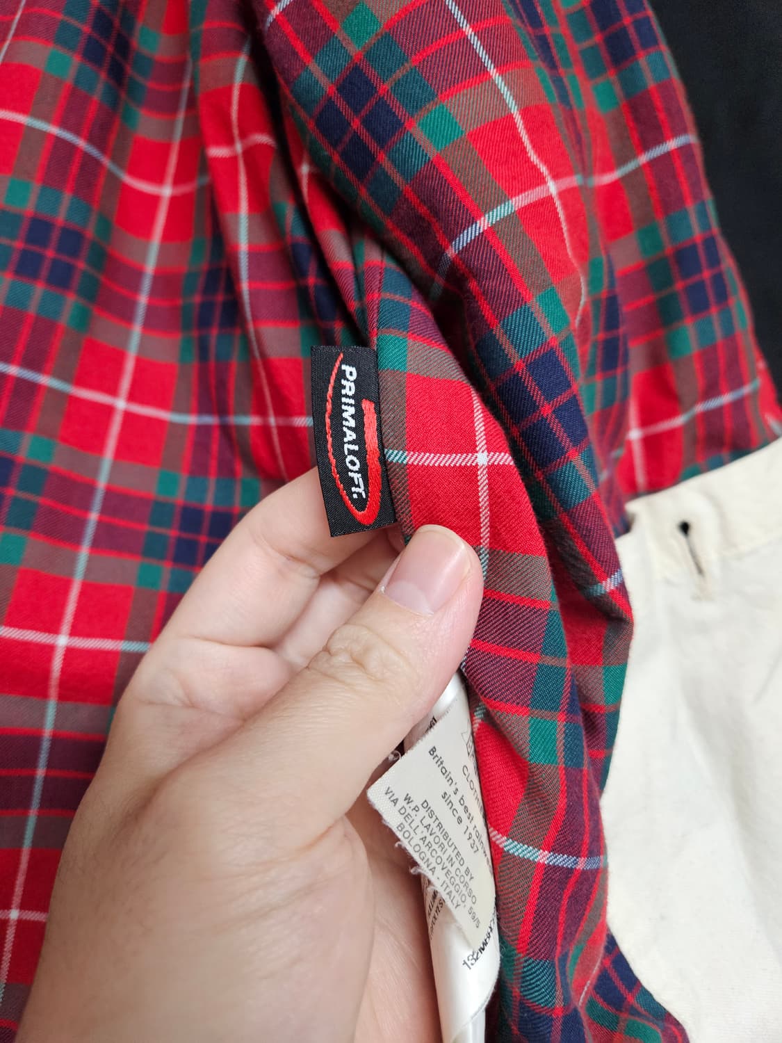 바라쿠타 g9 프리마로프트 블랙 자켓 상품이미지5