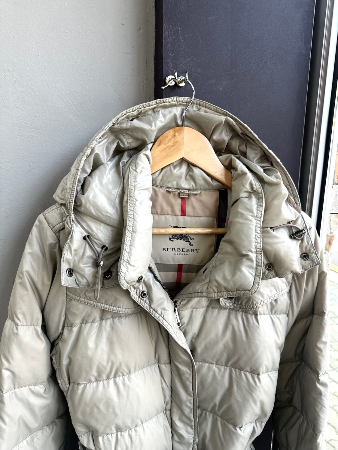 L/ 버버리 구스다운 벨티드 롱패딩 점퍼 상품이미지3