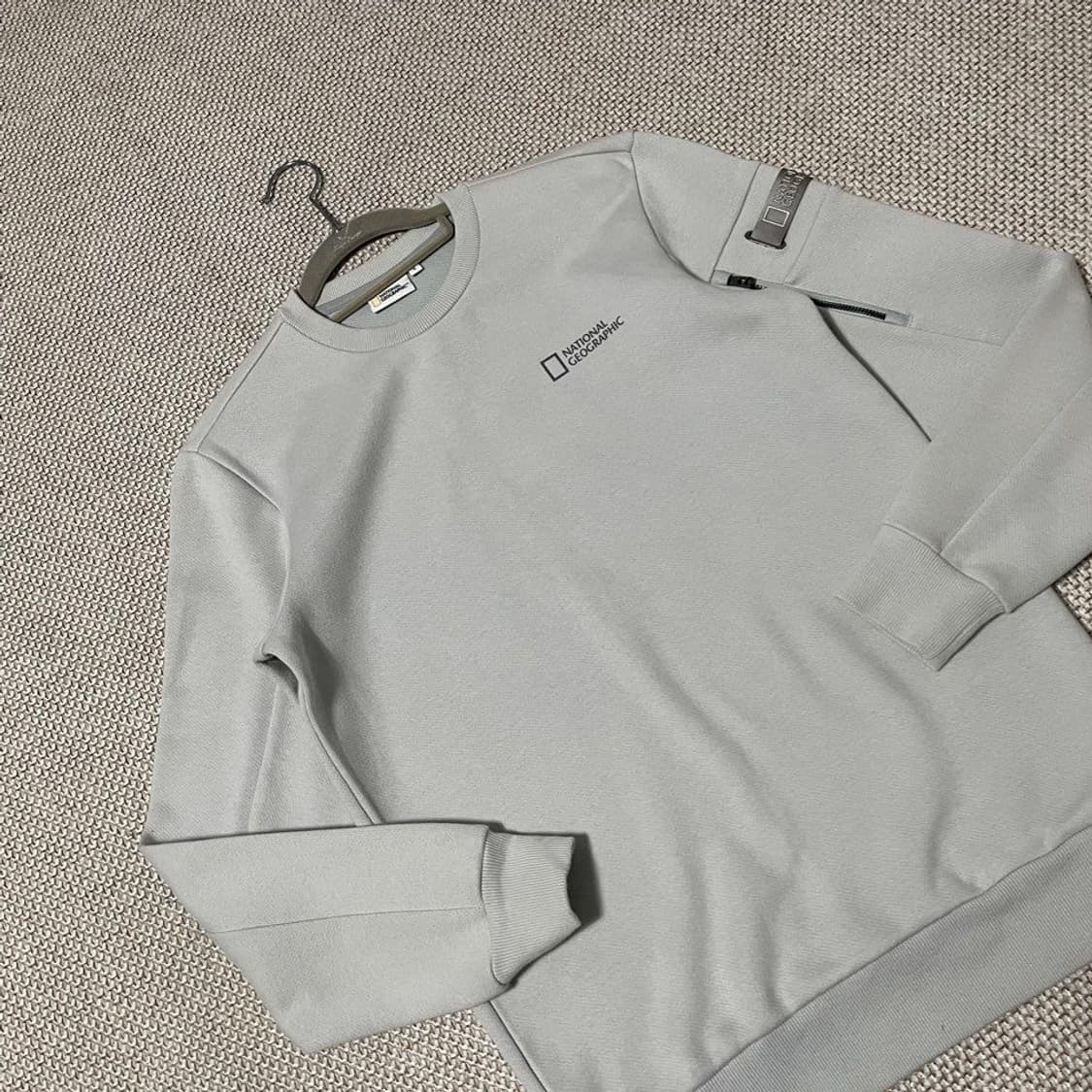 내셔널지오그래픽 맨투맨 6006 상품이미지2