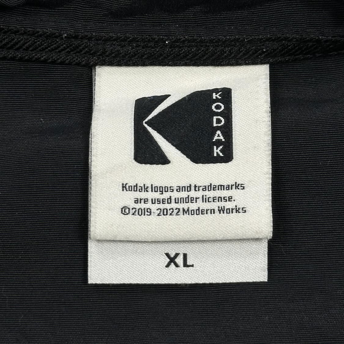 코닥 시그니처 로고 풀오버 블랙 바람막이 자켓 (XL) 상품이미지5