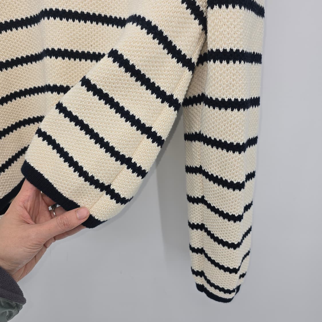 WHO.A.U 스트라이프 가디건 상품이미지10