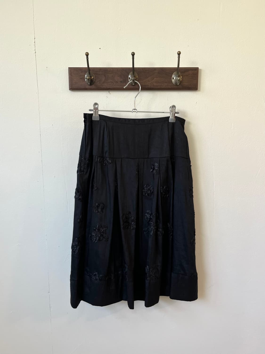 fleurdecor 블랙 플라워 스커트 상품이미지2