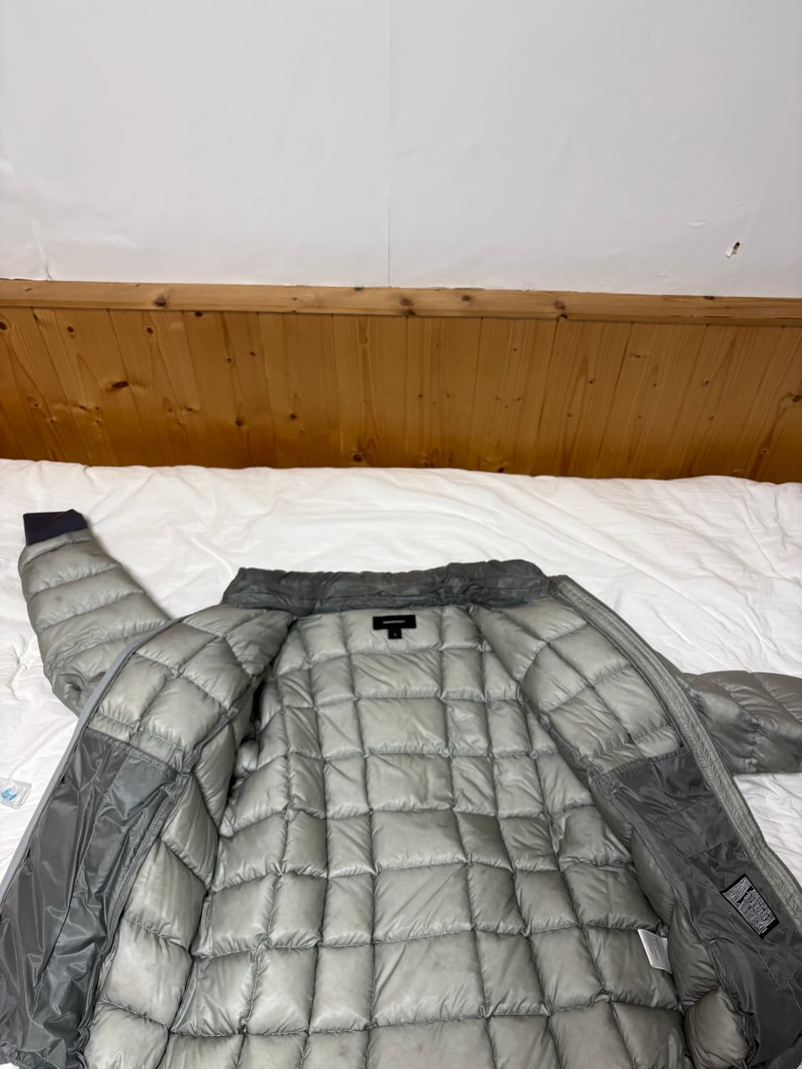 999휴머니티 모듈러 라이트 그레이 경랑패딩 1사이즈 상품이미지3