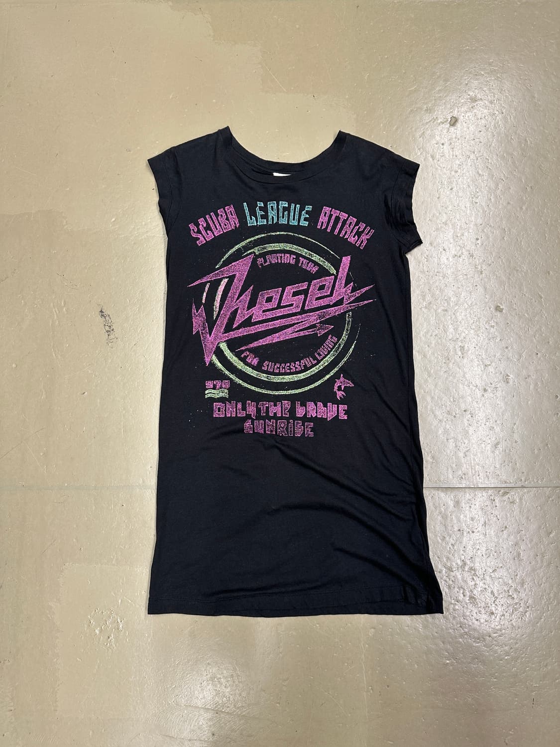 DIESEL 디젤 전면 프린팅 롱 반팔 티셔츠 M 상품이미지3