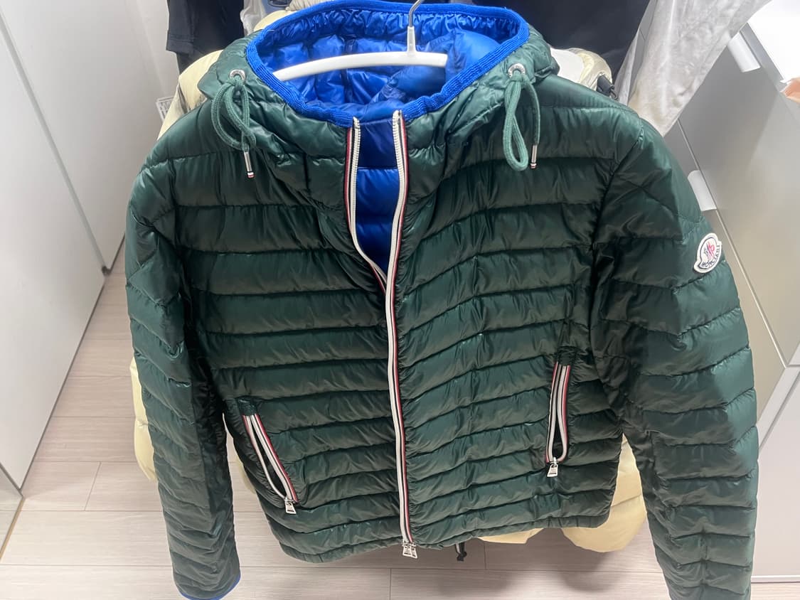 계좌이체시 50만원 몽클레어 경량패딩 1사이즈 상품이미지1