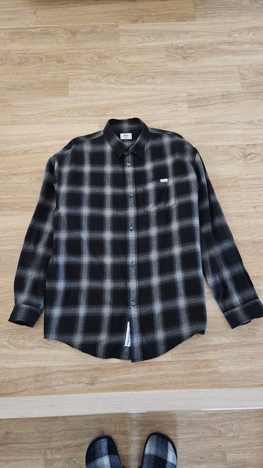 엠엠엘지 [MMIg] SERIES SHIRT

(BLACK)  상품이미지1