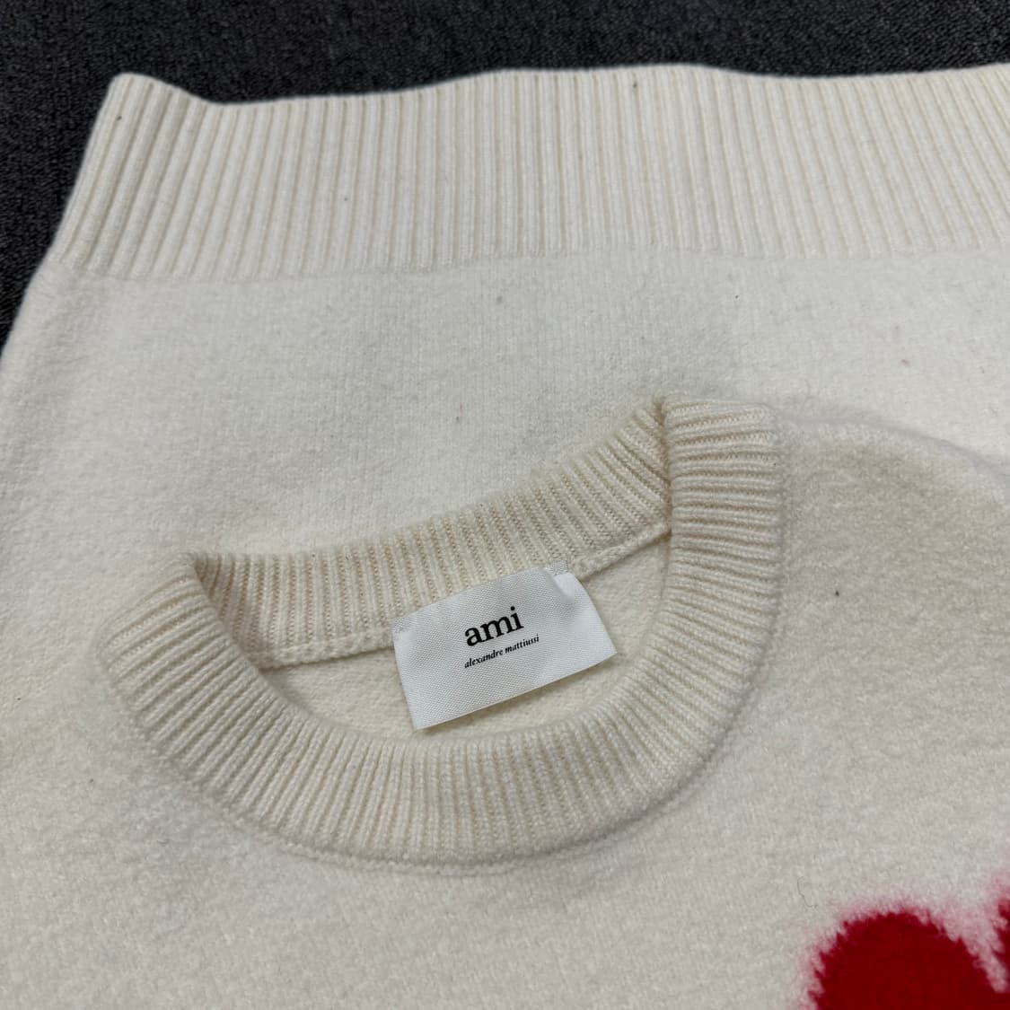 아미 빅 하트로고 모 니트 상품이미지7