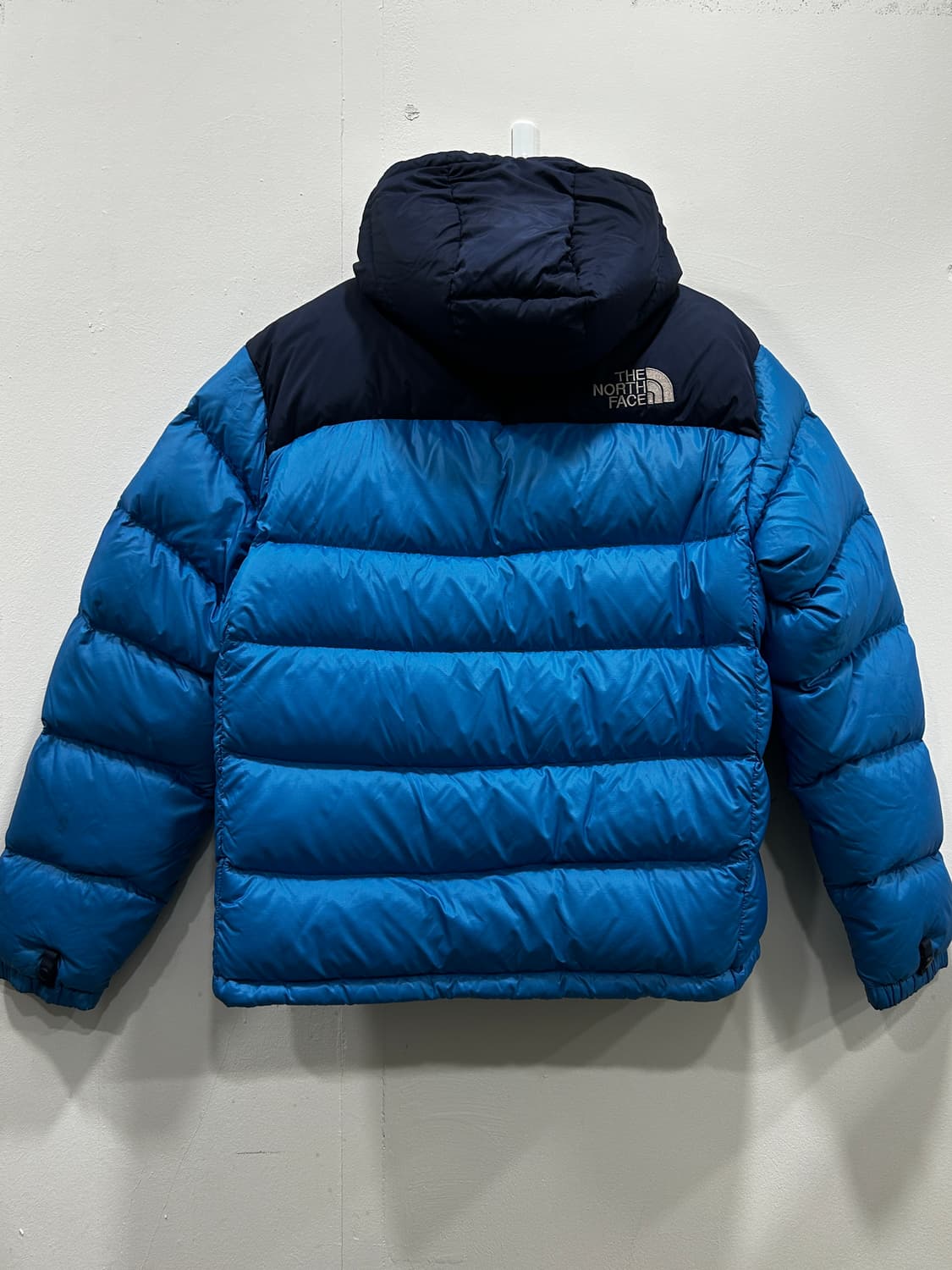 노스페이스 눕시 700 패딩 L 100 상품이미지2