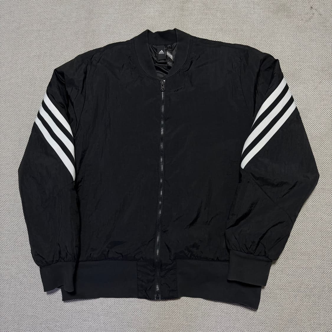 아디다스 나일론 봄버자켓 상품이미지1