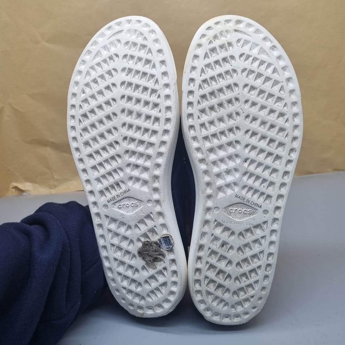 크록스 시티레인 로카 남성슬립온270 상품이미지3