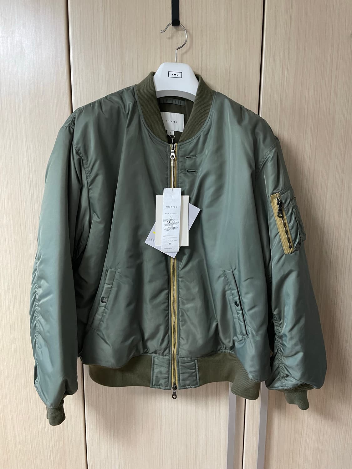 [L] 셔터 앤티크 MA-1 자켓 세이지 그린(✨새상품) 상품이미지1
