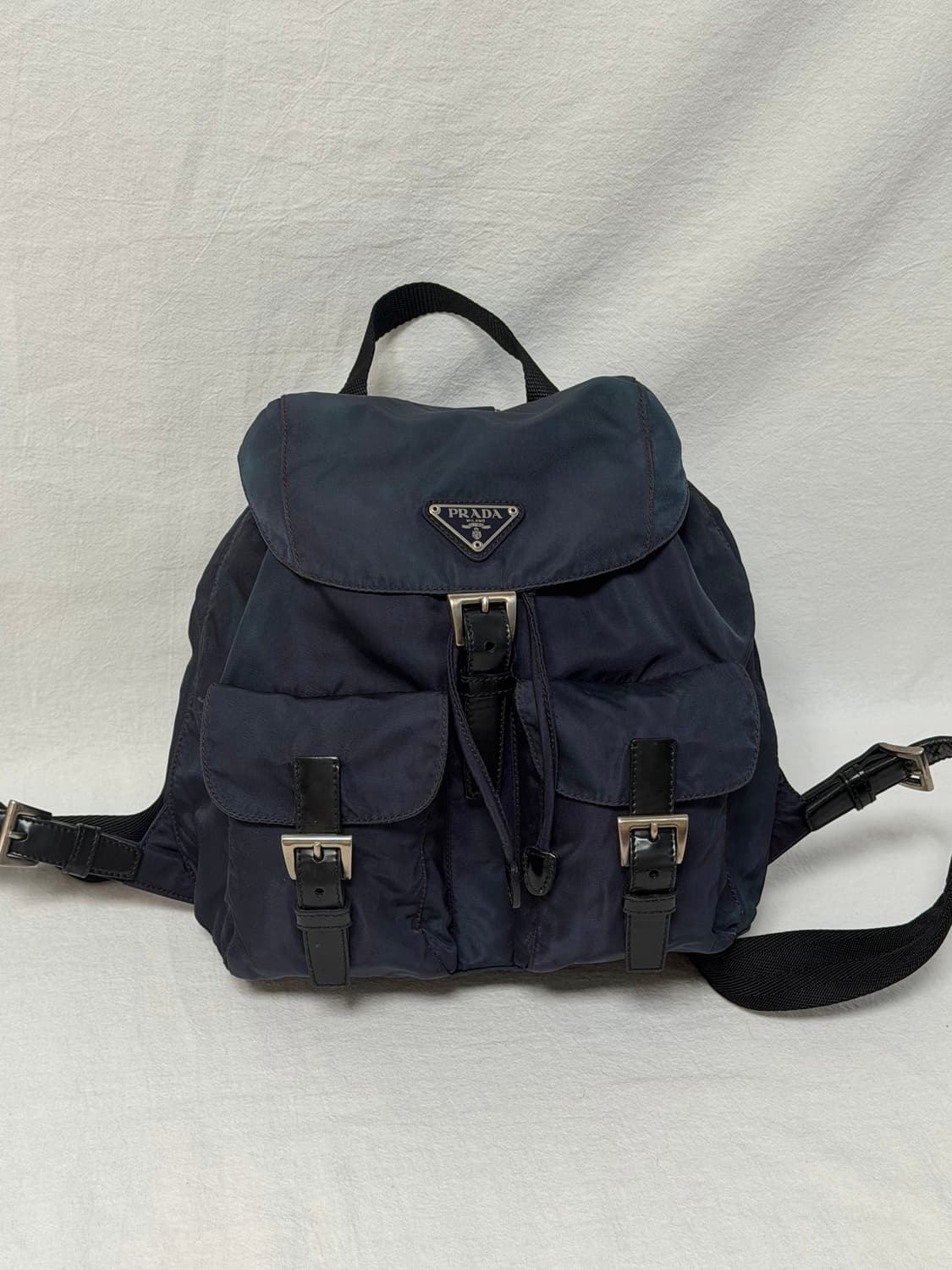 정품 프라다 포코노 나일론 투포켓 백팩 네이비 스몰 상품이미지10