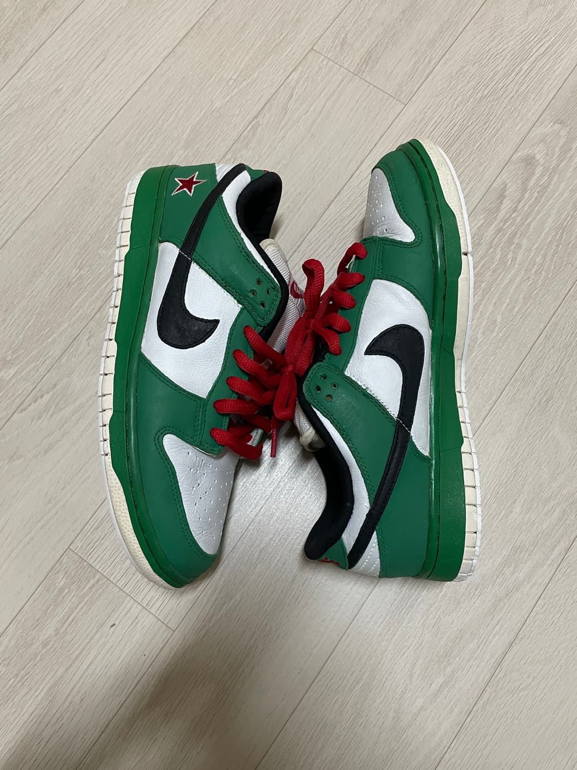 나이키 sb덩크 하이네켄 상품이미지2