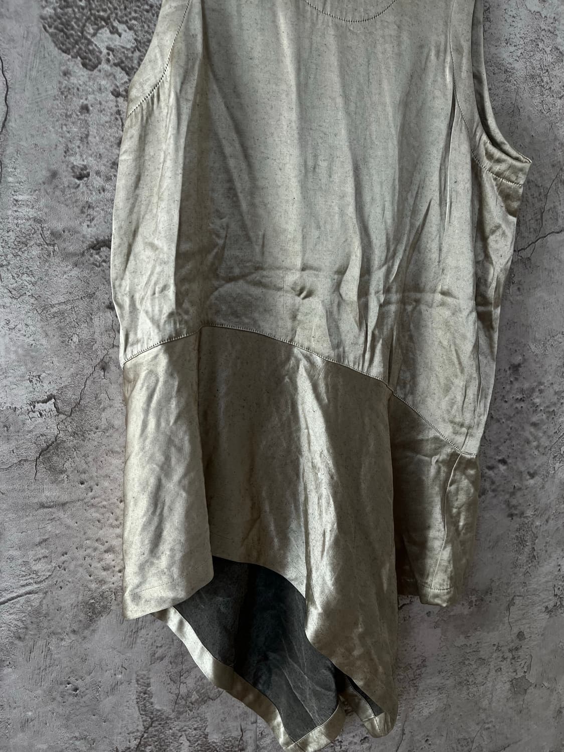 꼼데가르송 아시메트릭 컷 벨벳 슬리브리스 탑 상품이미지7