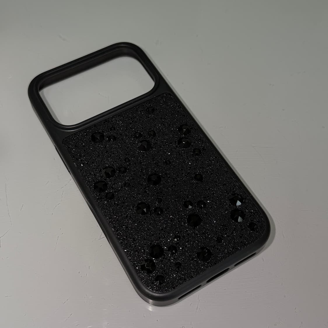 스와로브스키 아이폰 17pro 플랫백 폰케이스 상품이미지2