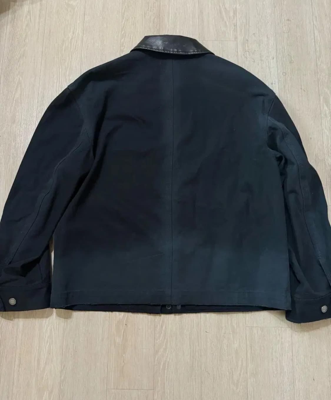 (105) 인사일런스 24ss 레더카라 흑청자켓 상품이미지5