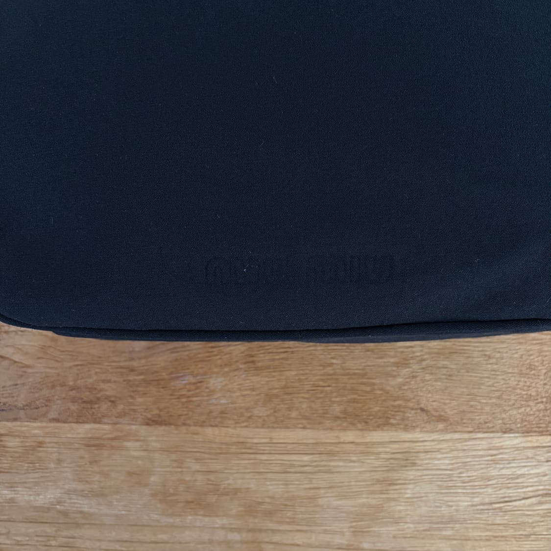 미우미우 스퀘어 토트백 상품이미지7