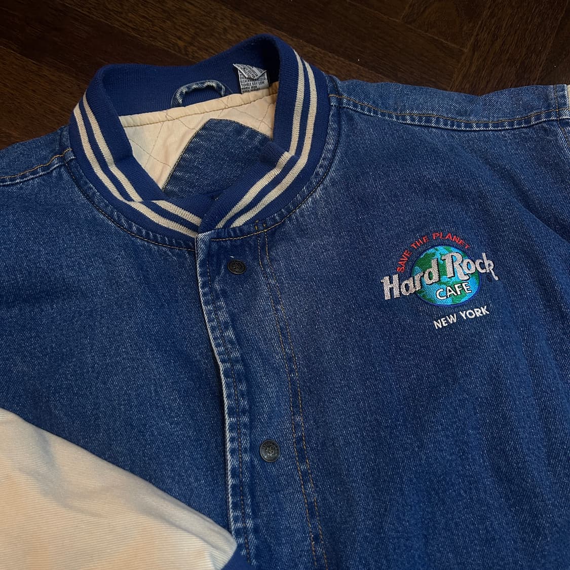 90s Hard Rock Newyork 하드락카페 뉴욕 데님 바시티자켓 상품이미지3