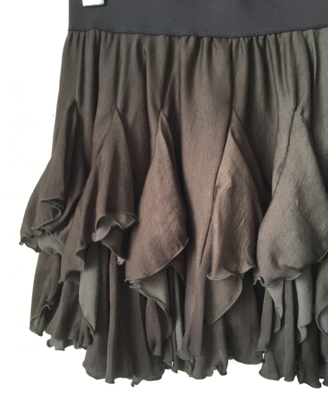 Unbalanced drop layer skirt 상품이미지2