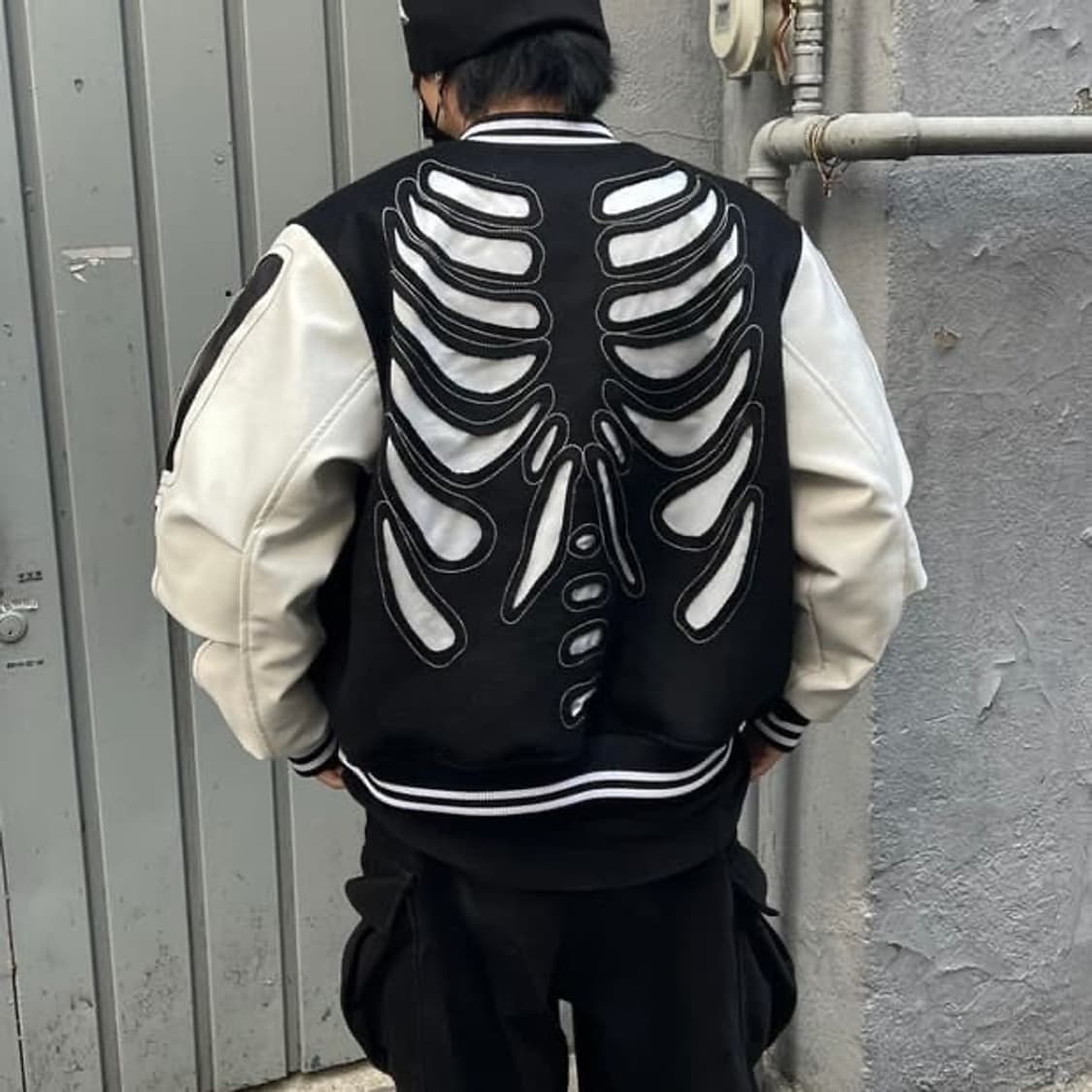 써저리(Surgery)의 본 커팅 울 바시티 안감 패딩재킷 상품이미지2