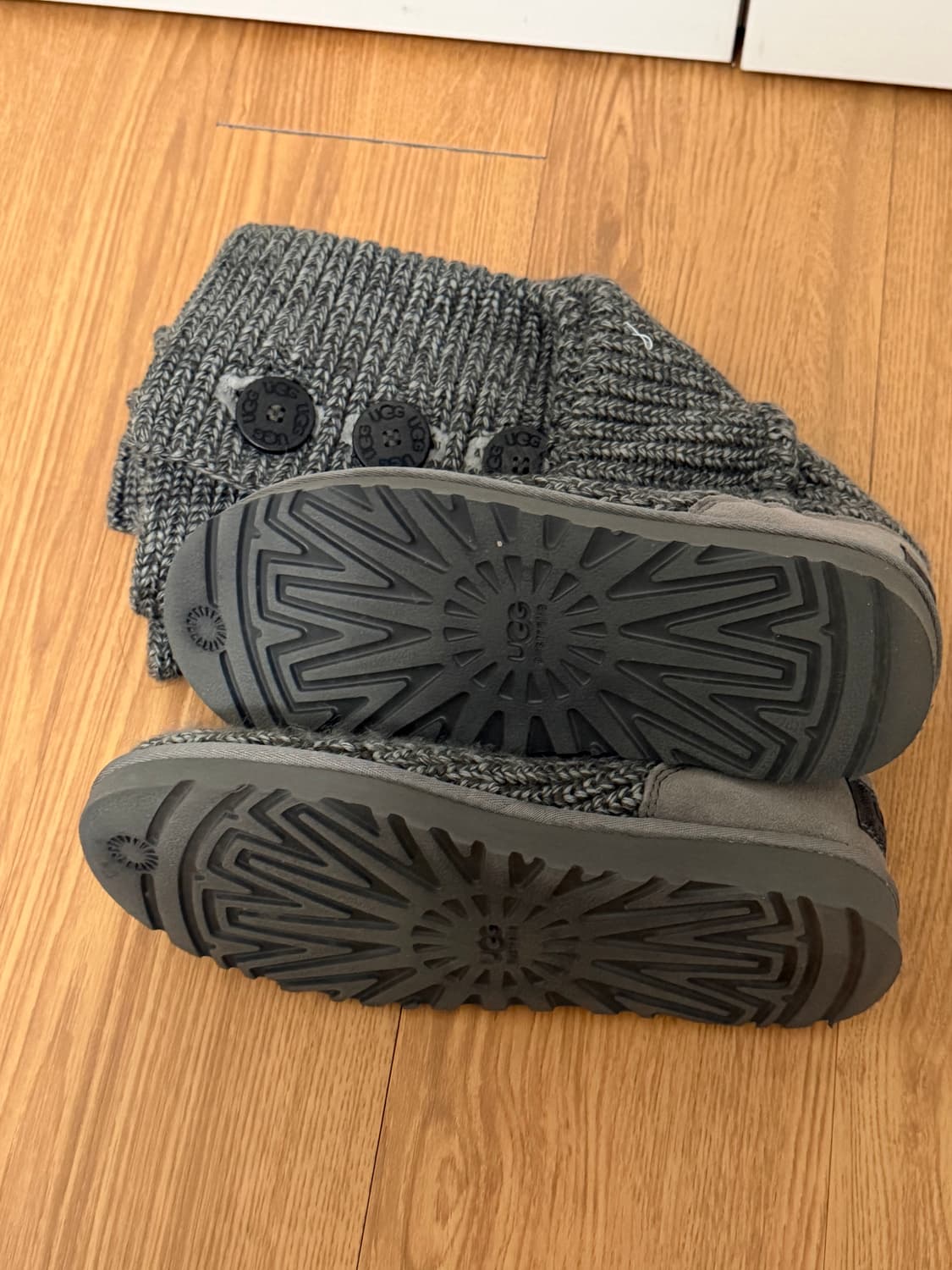 ugg 카디부츠 그레이 240 상품이미지3