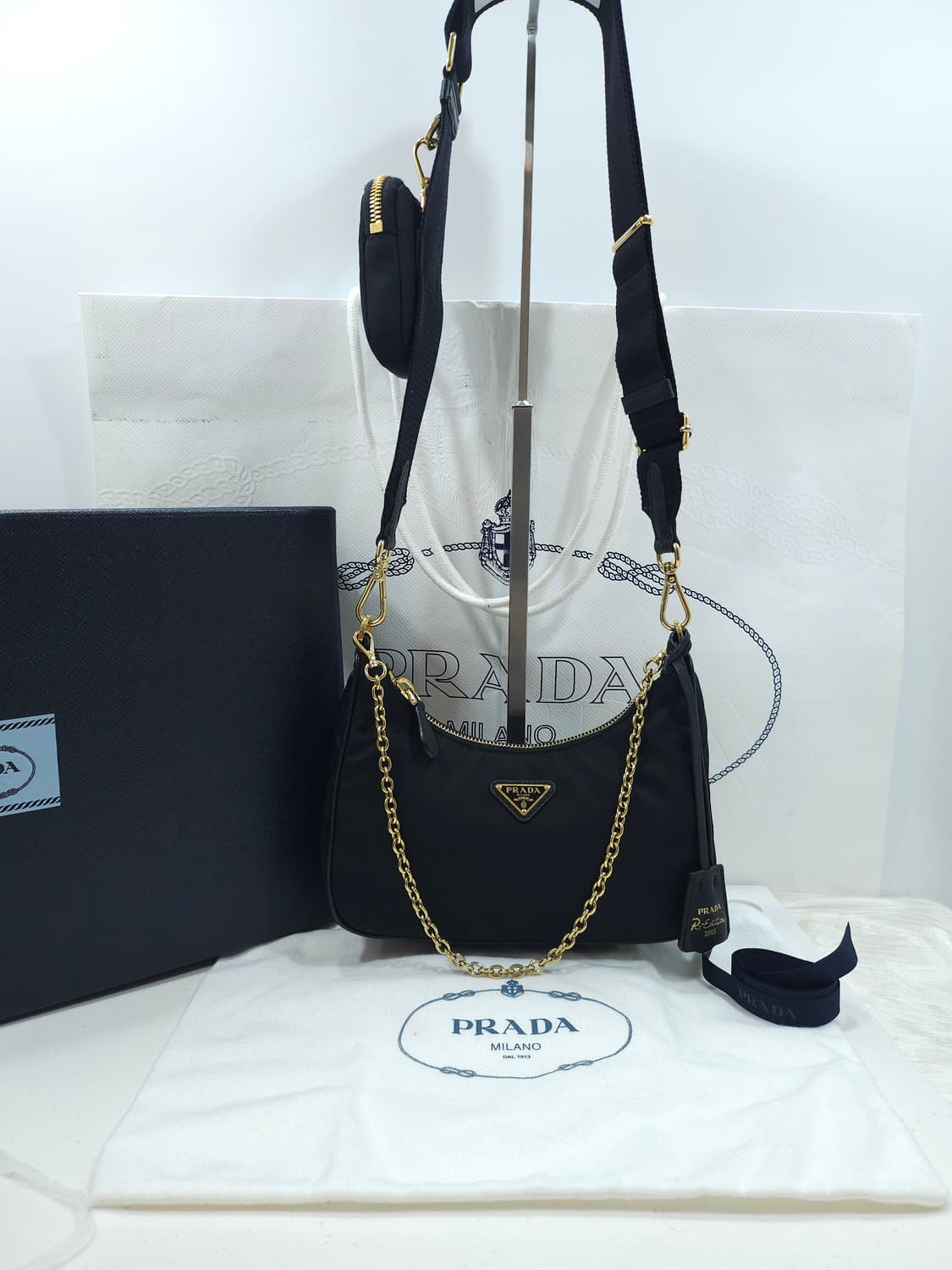 프라다 리에디션 2005 리나일론백 금장 상품이미지1