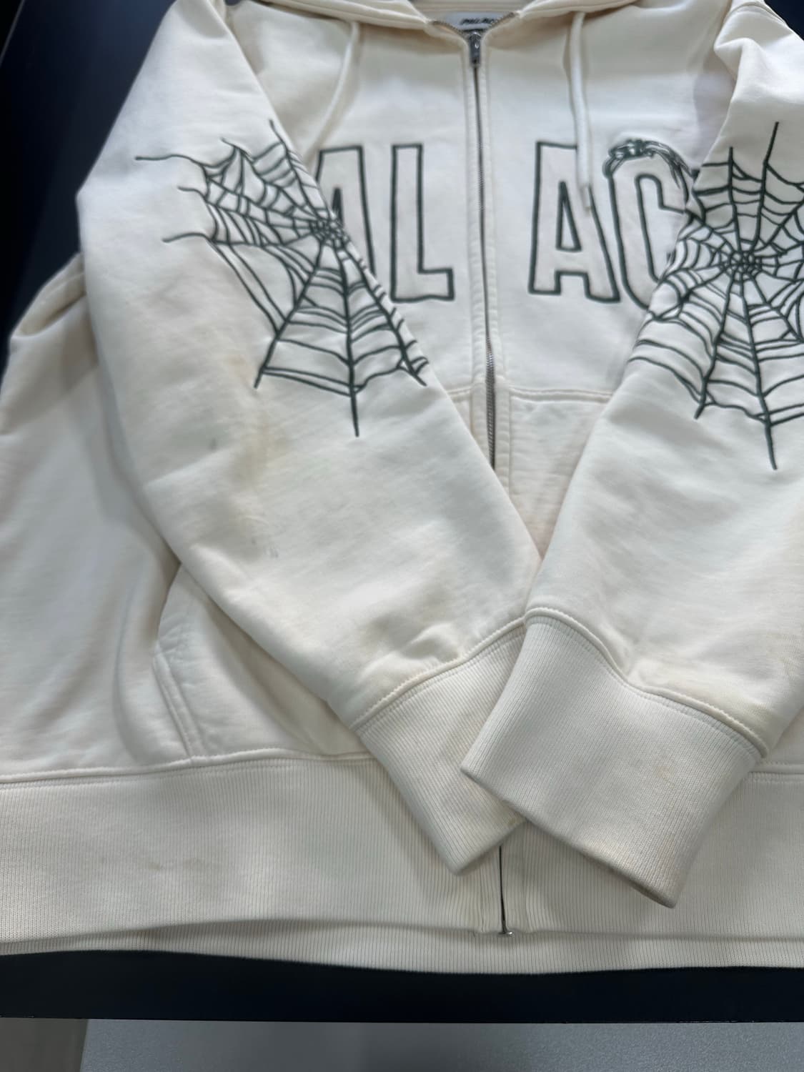 팔라스 23FW 스파이더 쇼크화이트 후드집업 상품이미지6