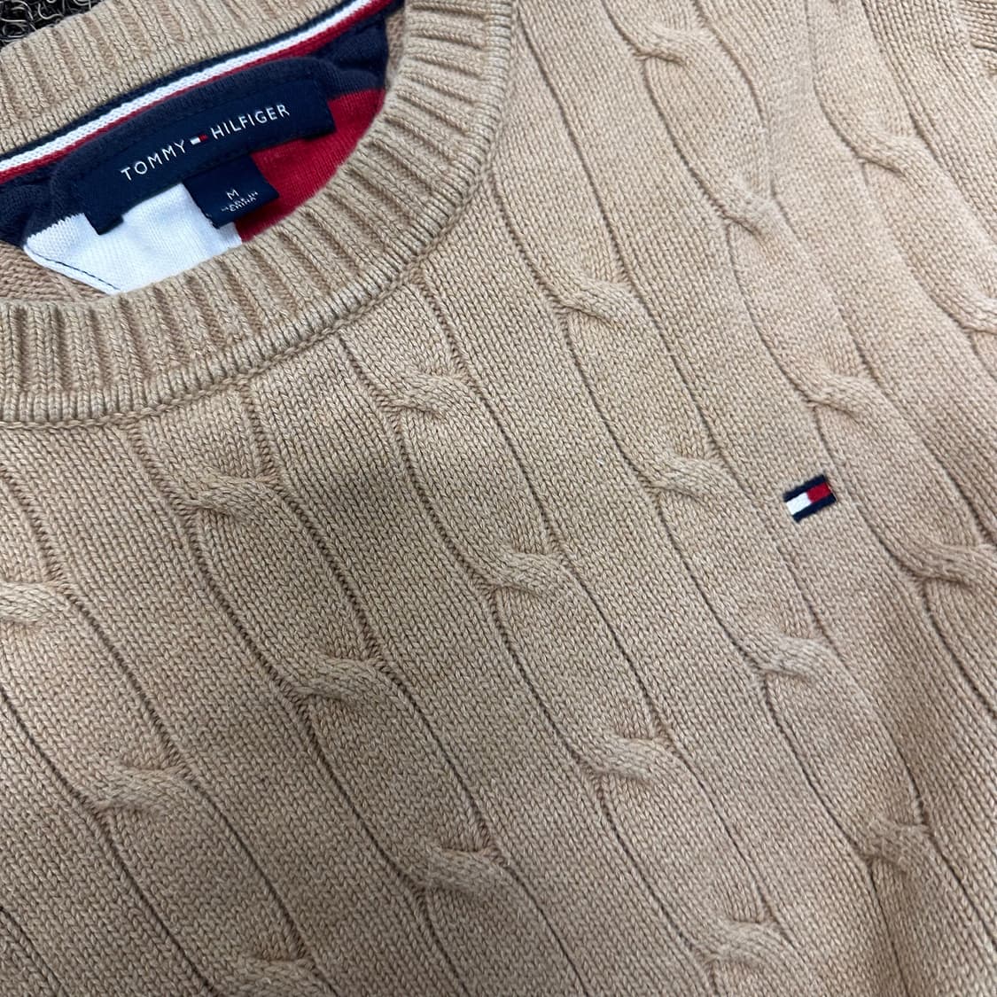 타미힐피거 케이블 꽈배기 여성 니트 베이지 M 상품이미지3