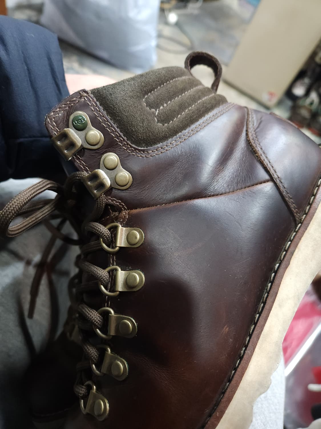 어그 ugg 카풀린 레더부츠 260mm

 상품이미지10